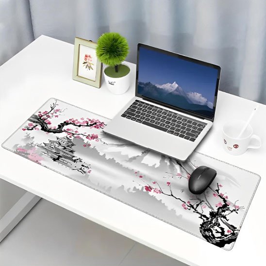 Sous main bureau paysage asiatique avec temple pagode sur bureau blanc