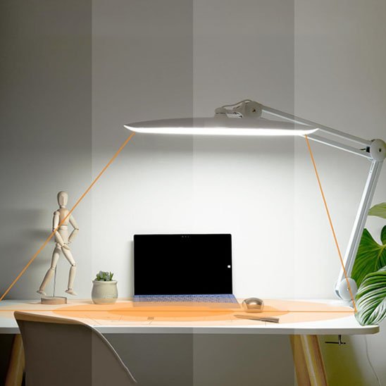 Lampe de bureau LED eclaire table de travail avec portable