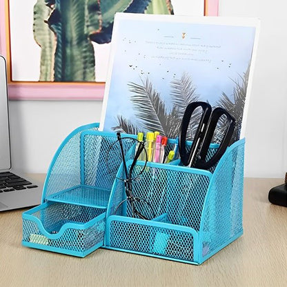 Organisateur de bureau bleu sur bureau organisé